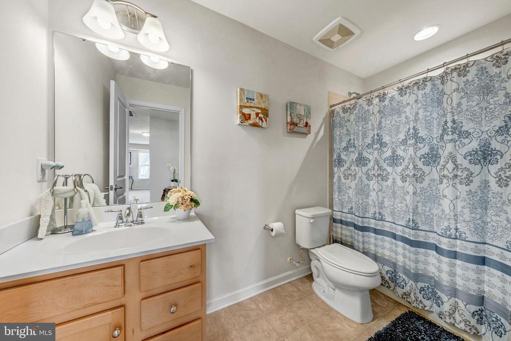 7137 SHEPHERDSTOWN ROAD