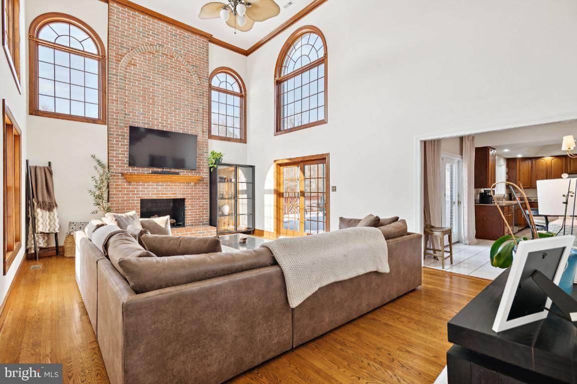 7819 WELLINGTON DRIVE