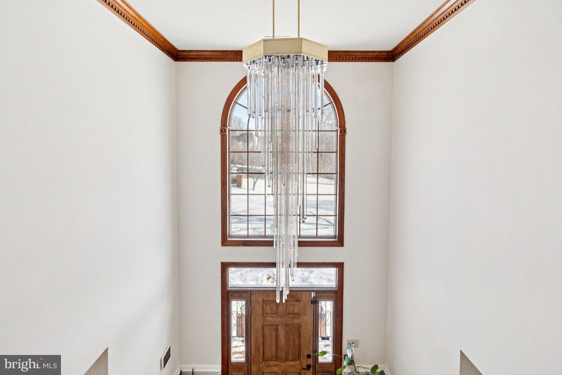 7819 WELLINGTON DRIVE