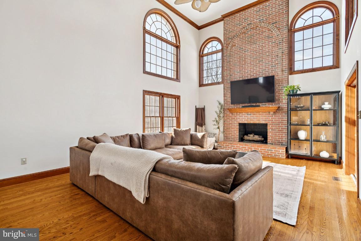 7819 WELLINGTON DRIVE