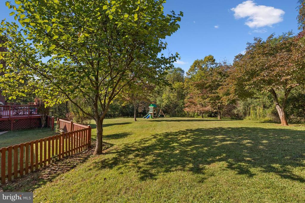 7819 WELLINGTON DRIVE
