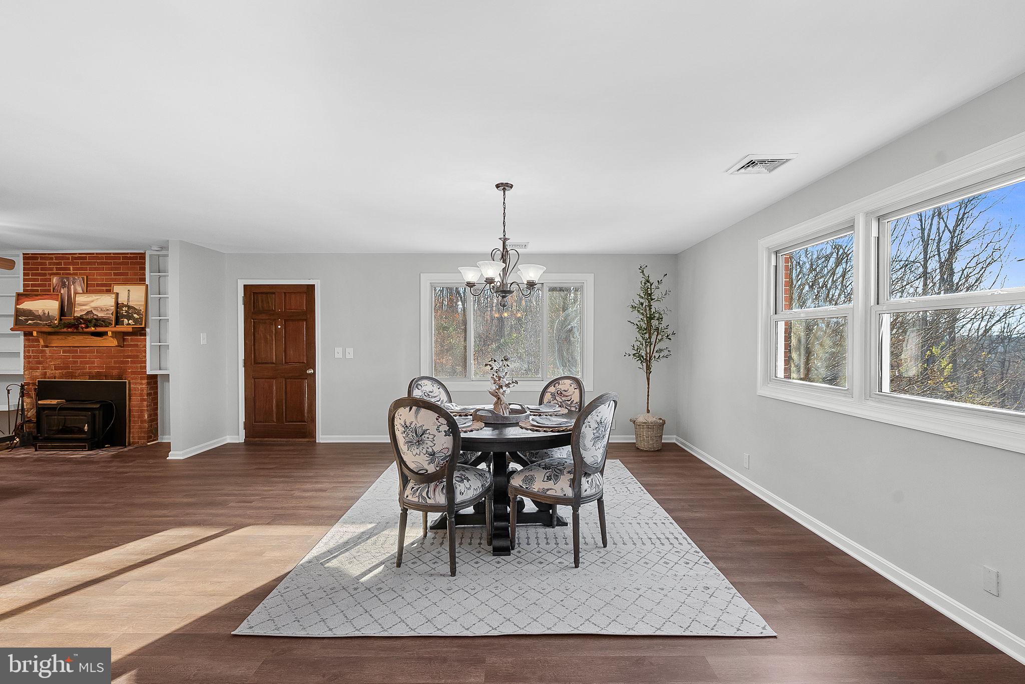 5260 DAPPLE LANE