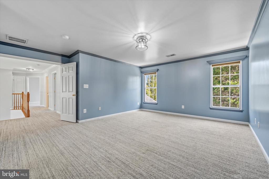 11335 WHIPKEY DRIVE