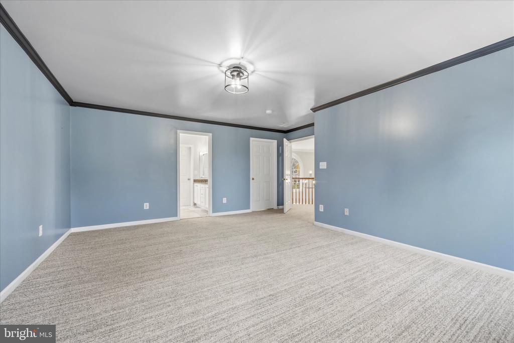 11335 WHIPKEY DRIVE