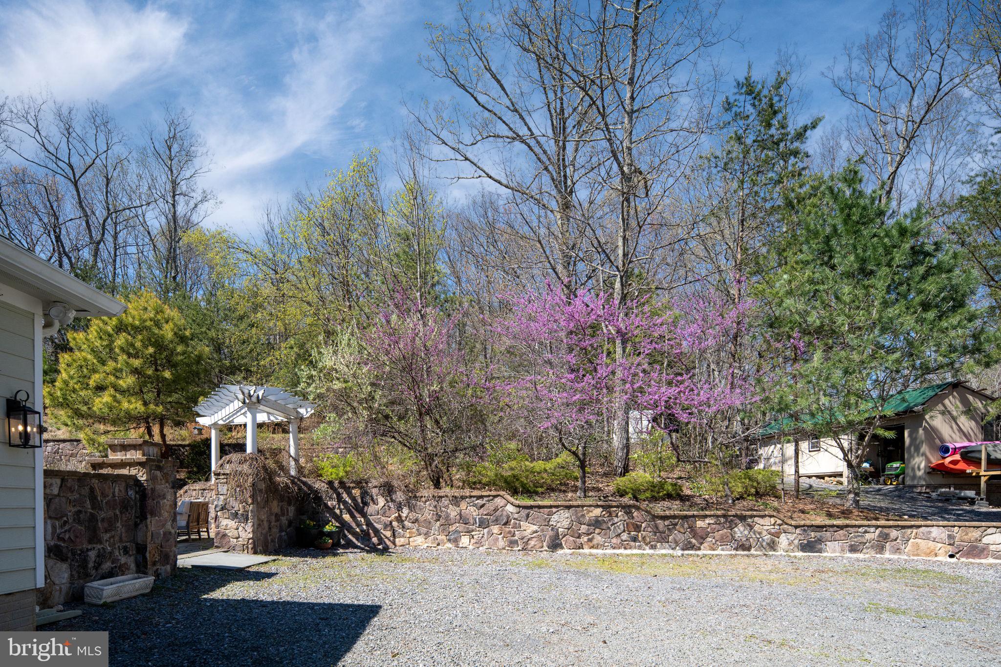 4752 GREENE LOVE LANE