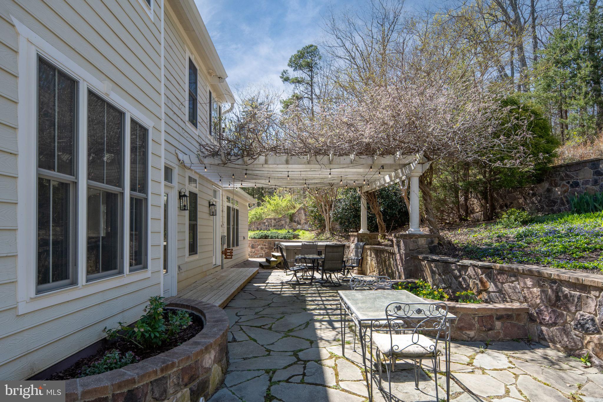 4752 GREENE LOVE LANE