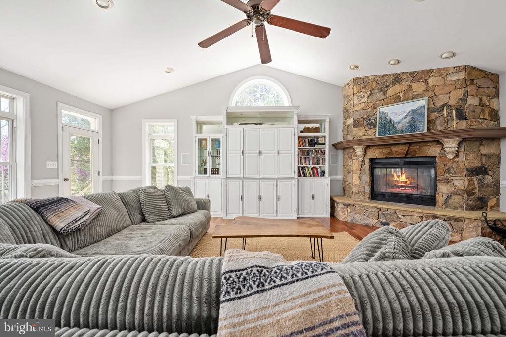 4752 GREENE LOVE LANE