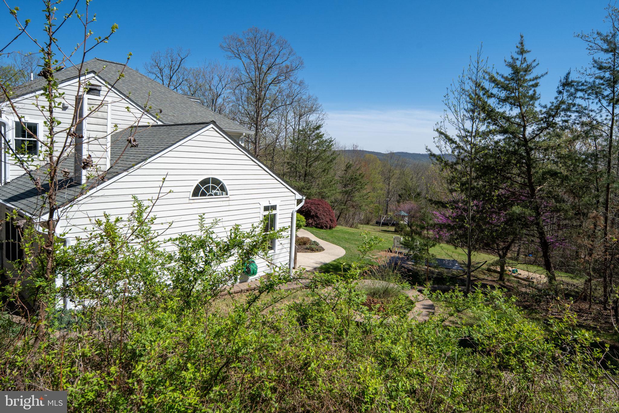 4752 GREENE LOVE LANE