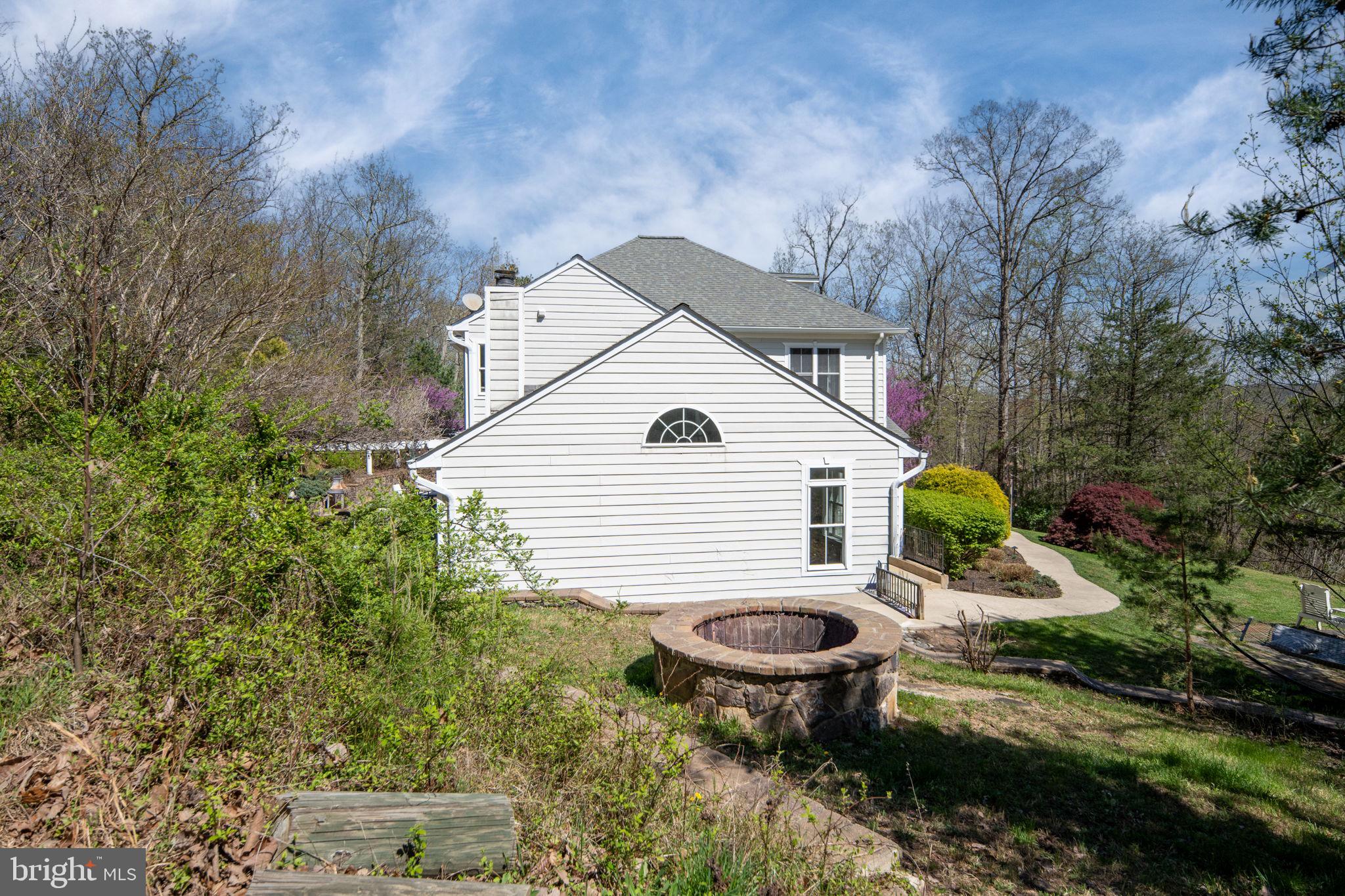 4752 GREENE LOVE LANE