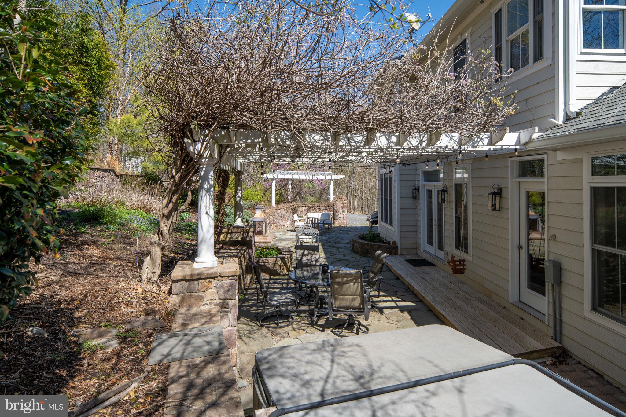 4752 GREENE LOVE LANE