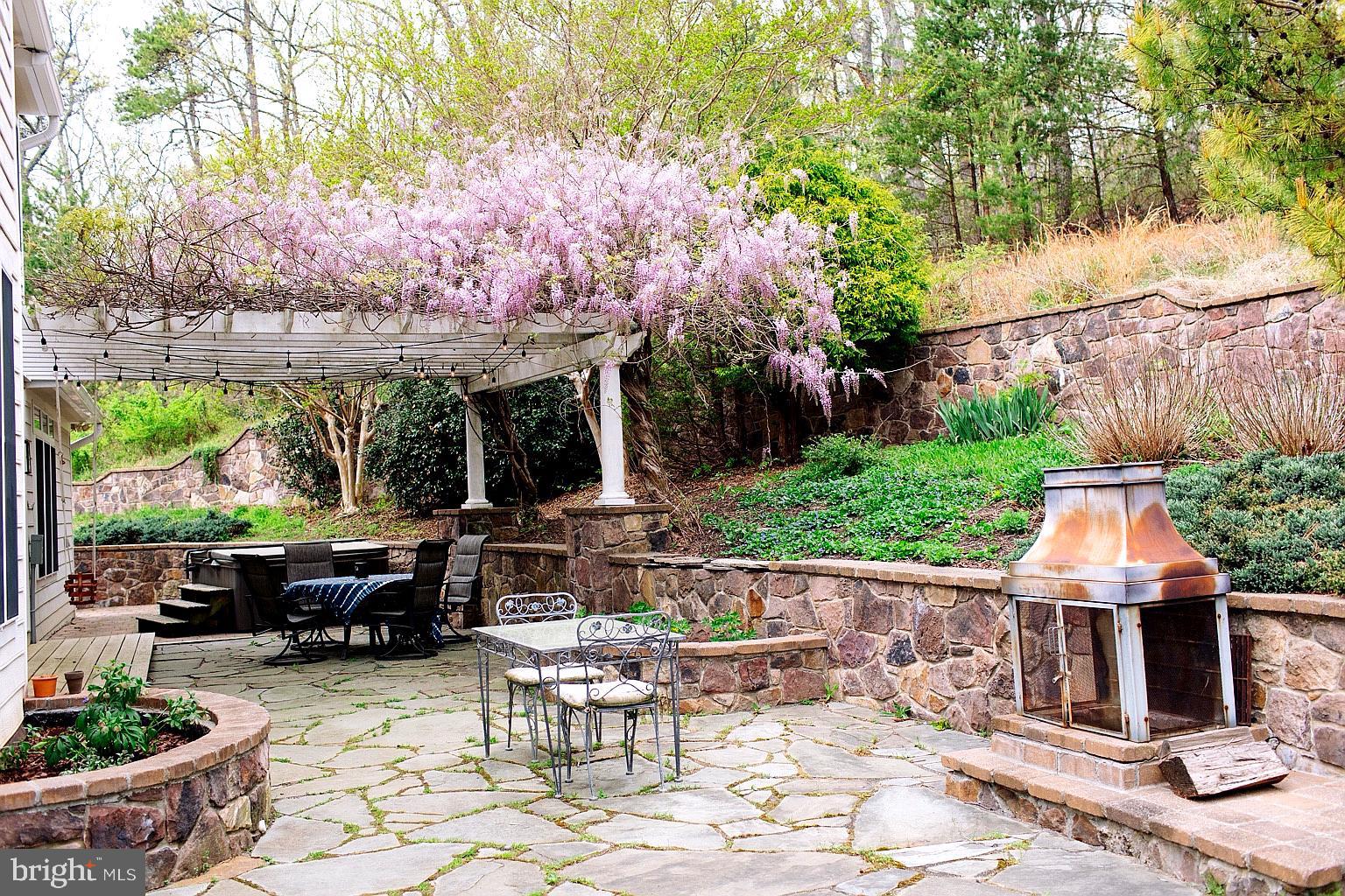 4752 GREENE LOVE LANE