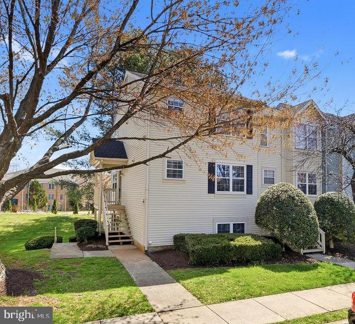 751 CEDAR CREST DRIVE 751B
