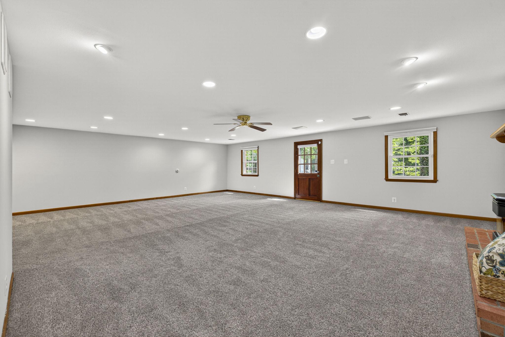 7300 EARLYS ROAD