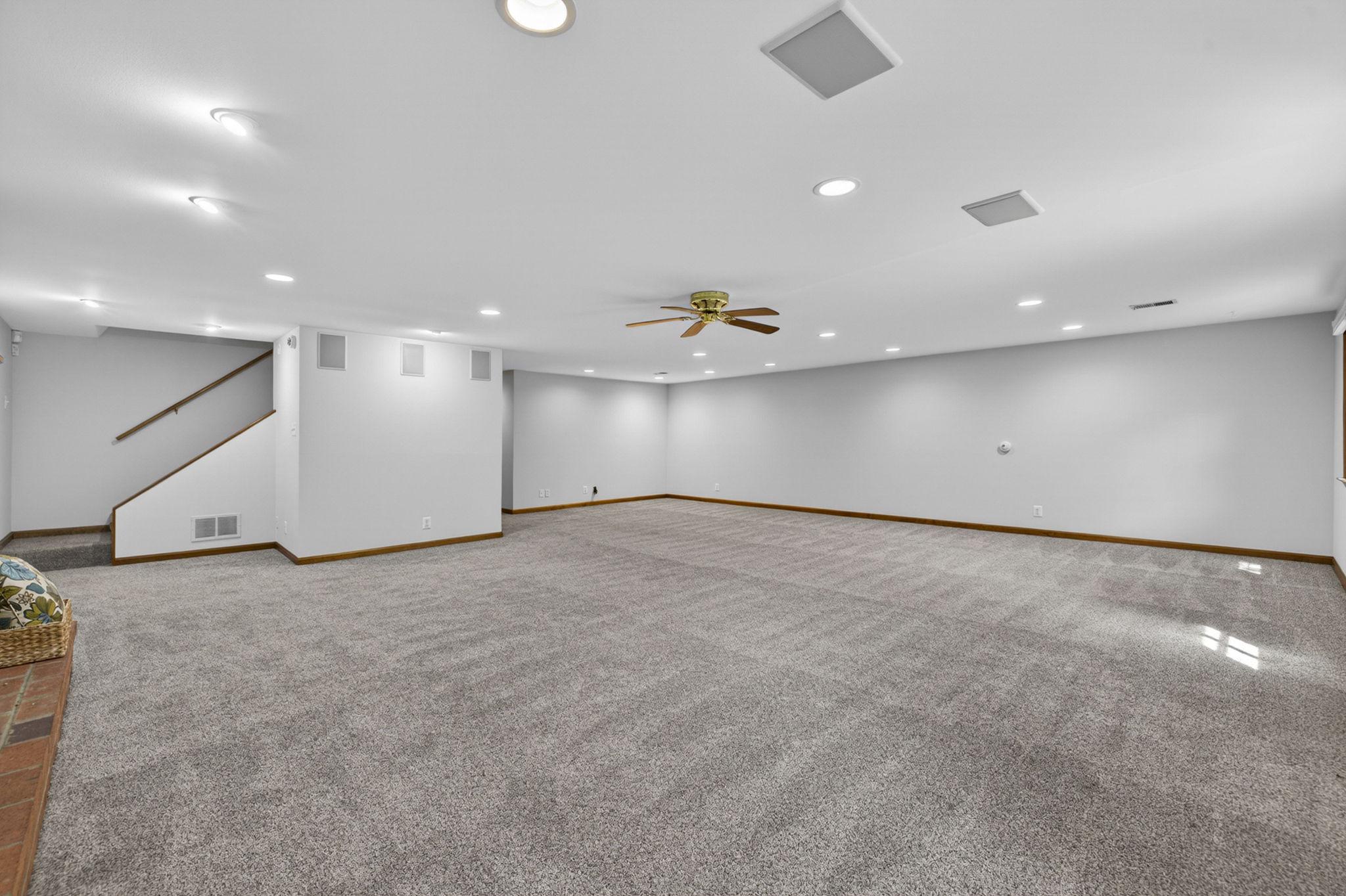 7300 EARLYS ROAD