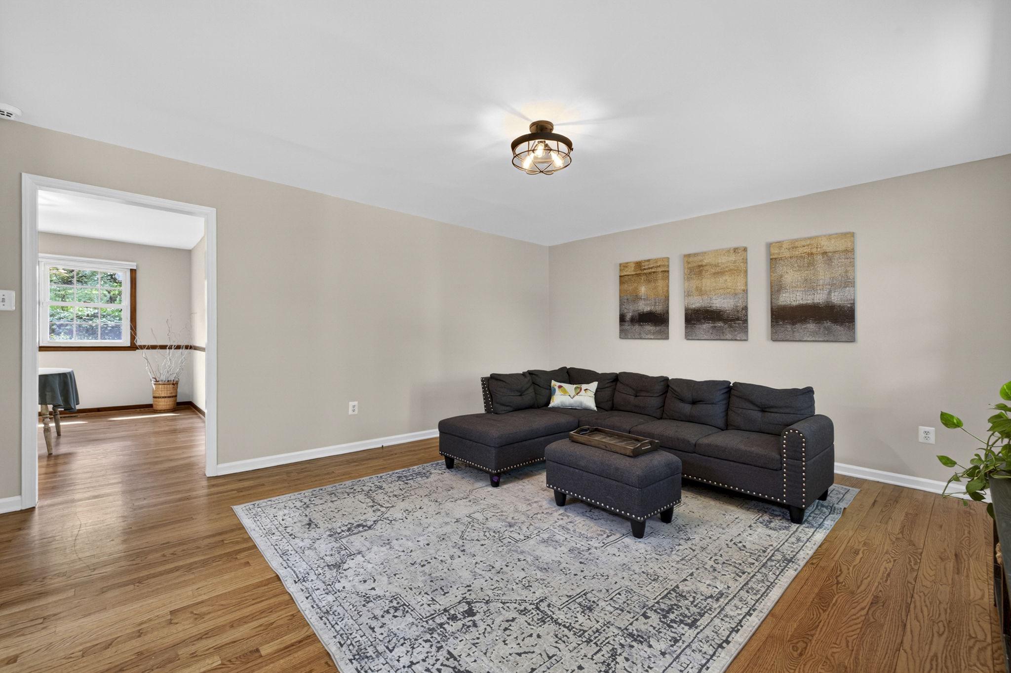 7300 EARLYS ROAD