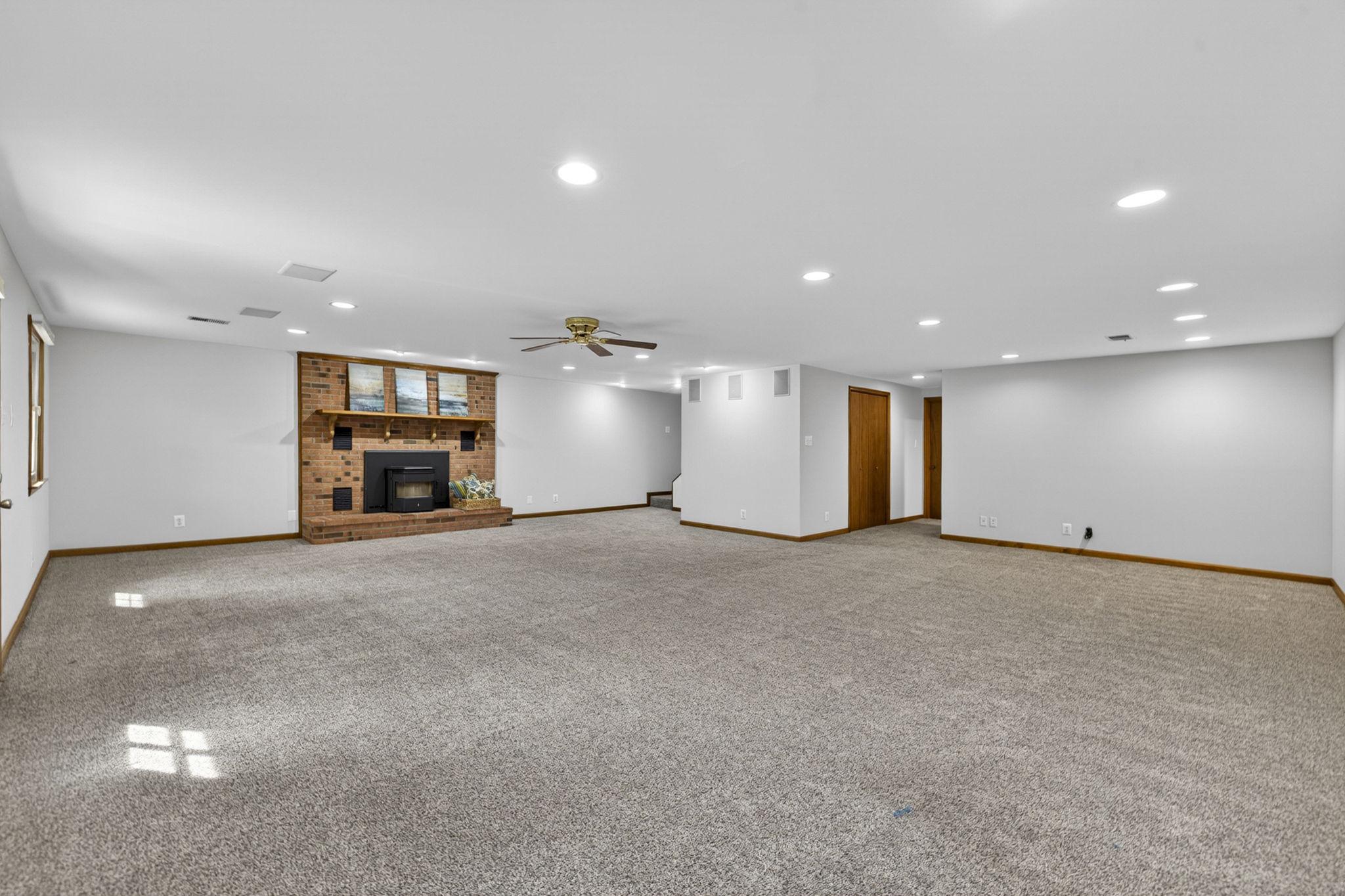 7300 EARLYS ROAD