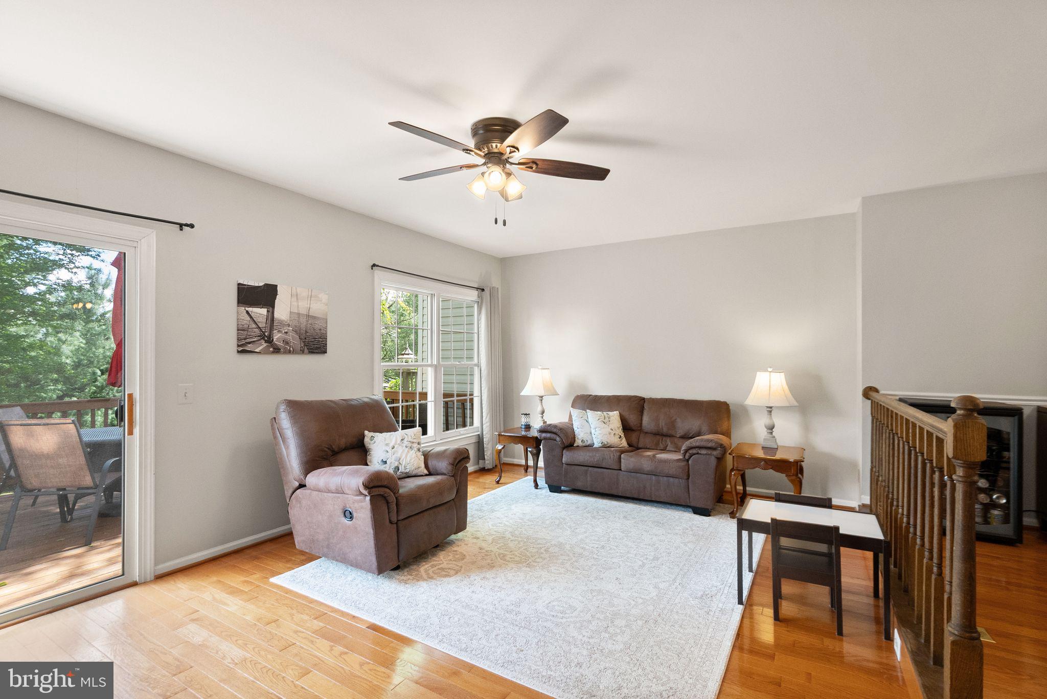 711 ACORN COURT