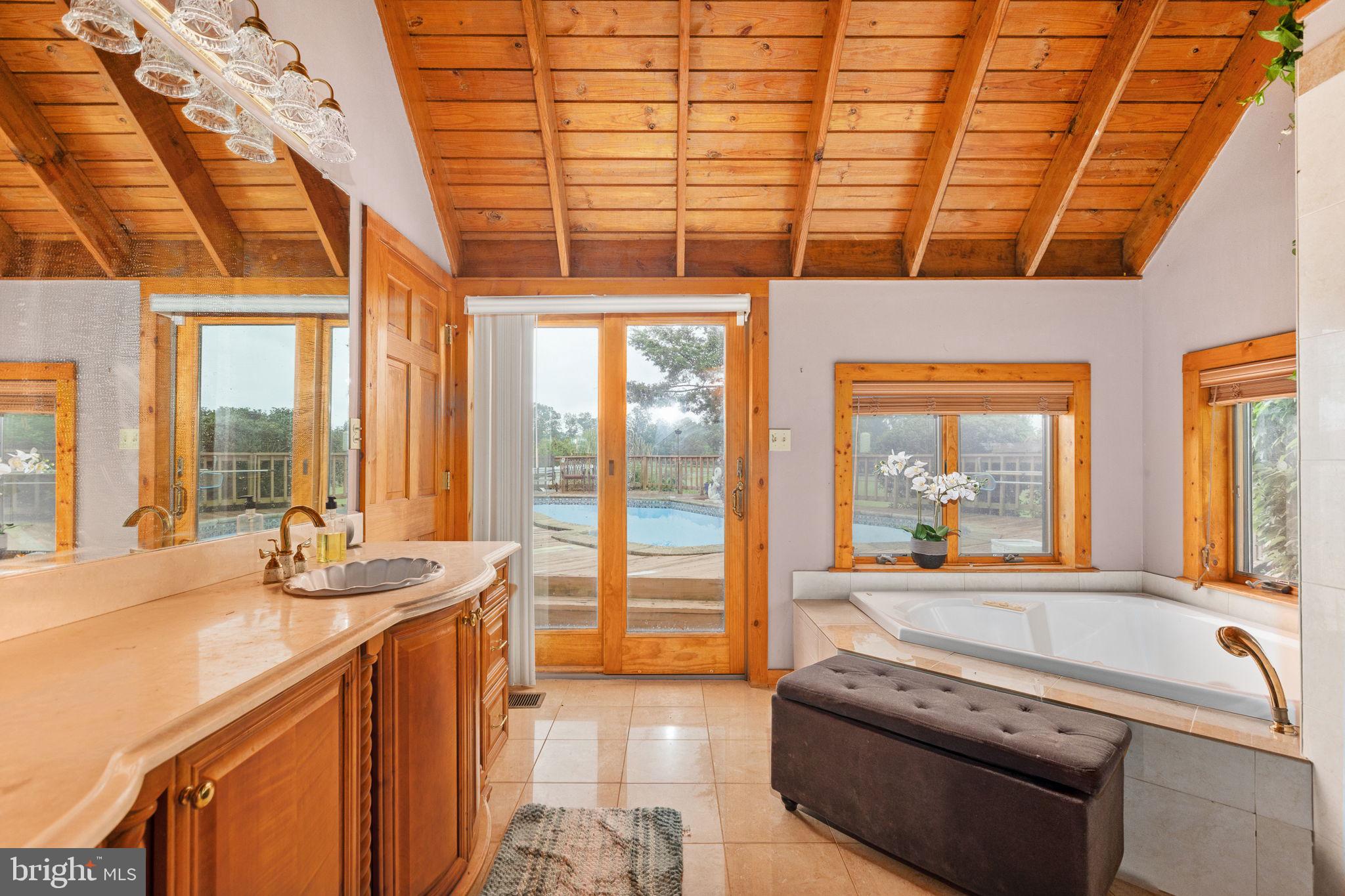 6119 BEACH ROAD