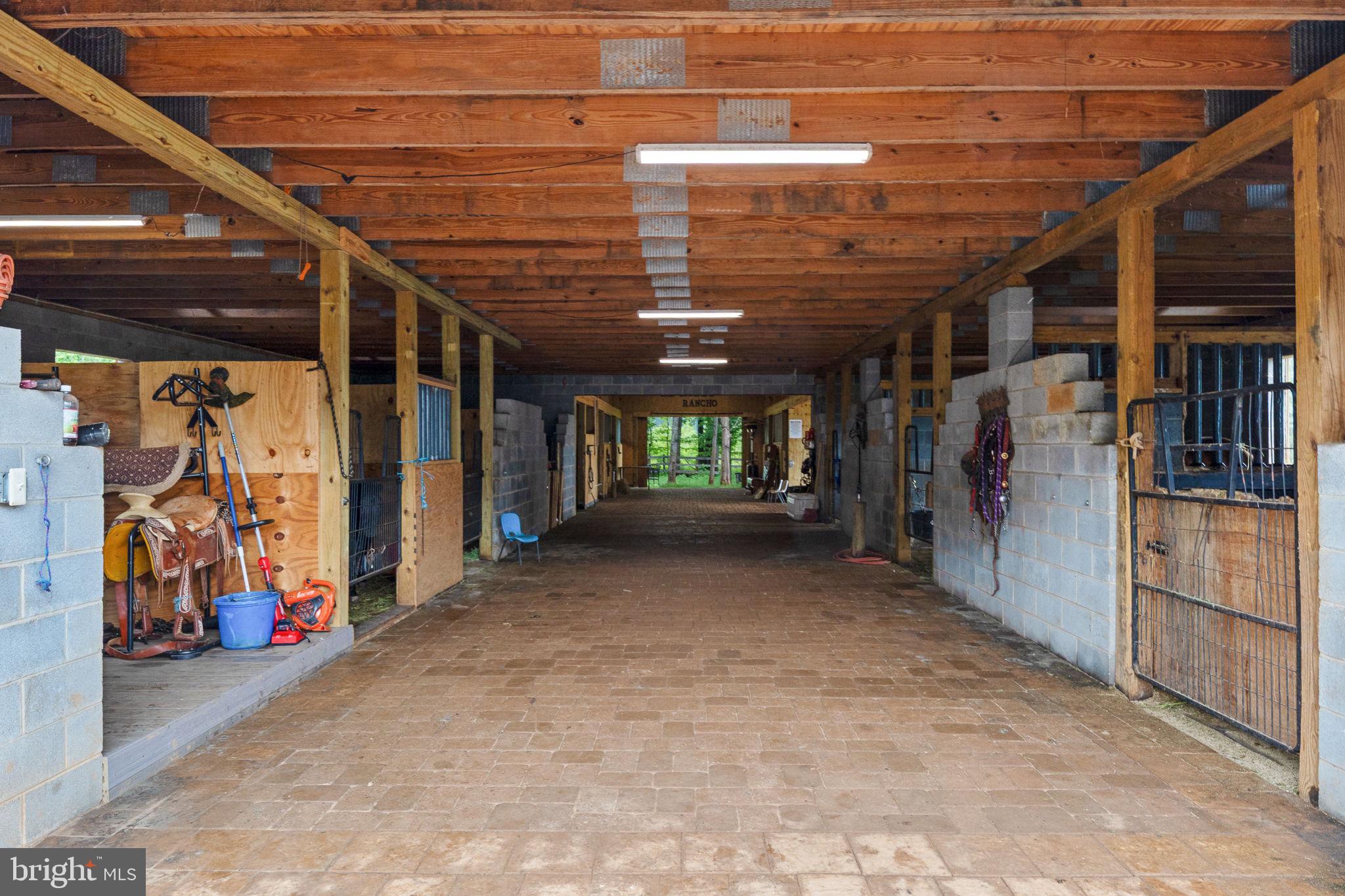 6119 BEACH ROAD