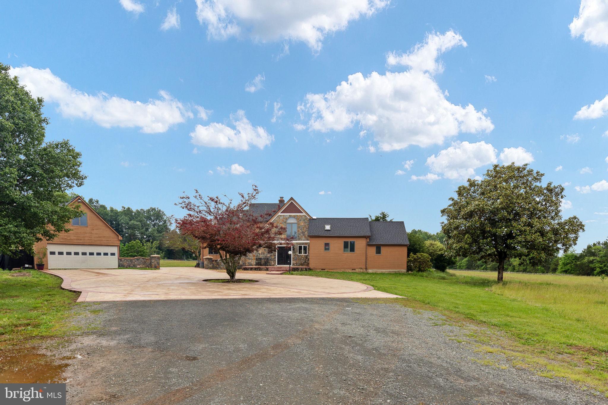 6119 BEACH ROAD