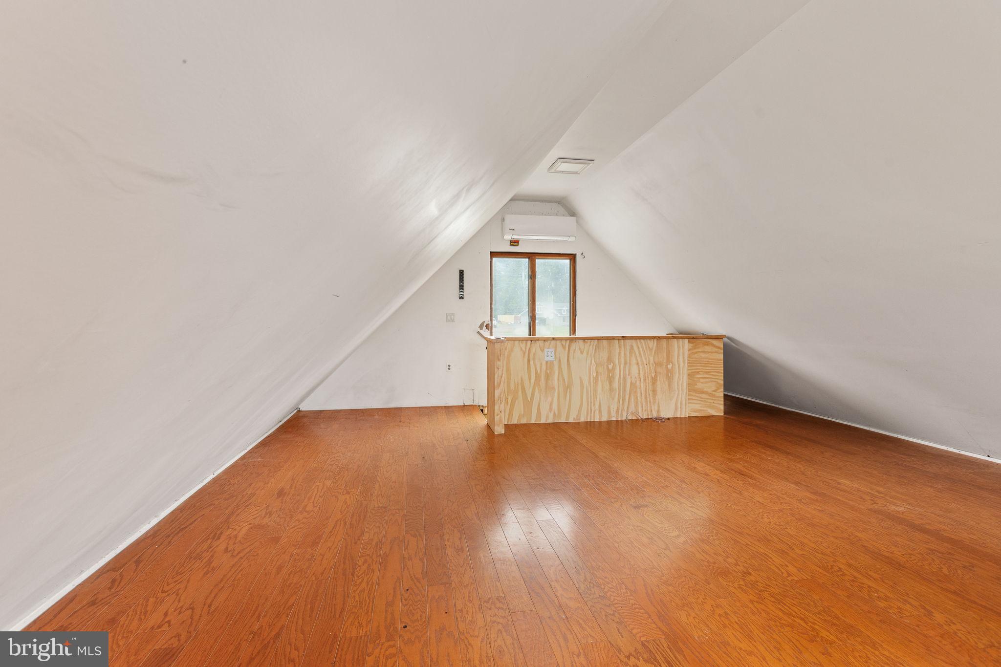6119 BEACH ROAD