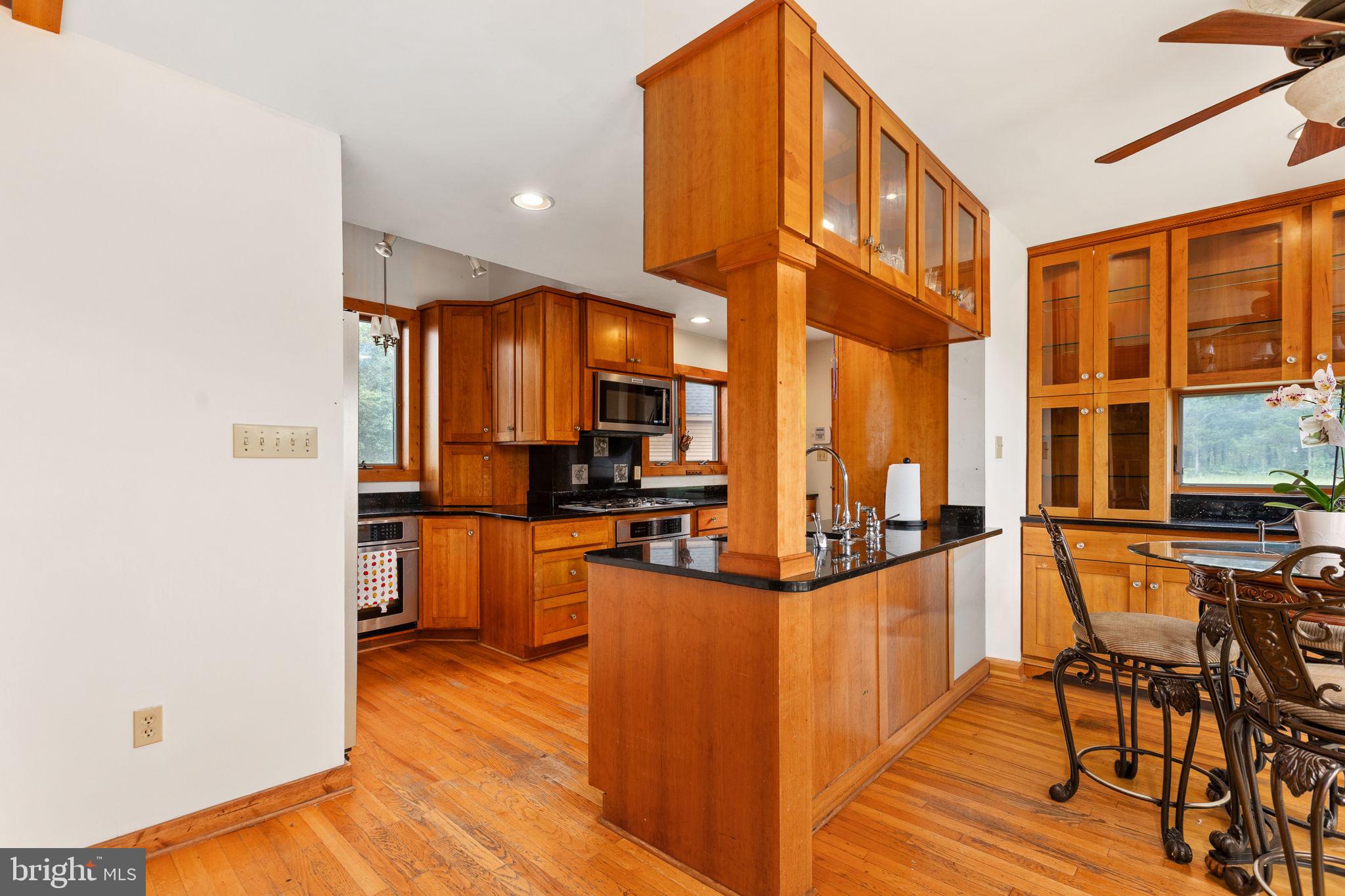 6119 BEACH ROAD
