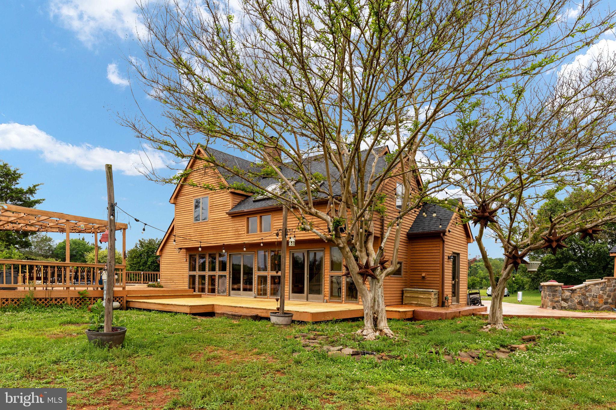 6119 BEACH ROAD