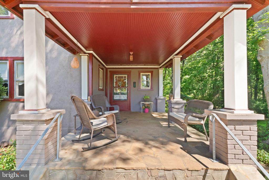 5102 WESTON ROAD