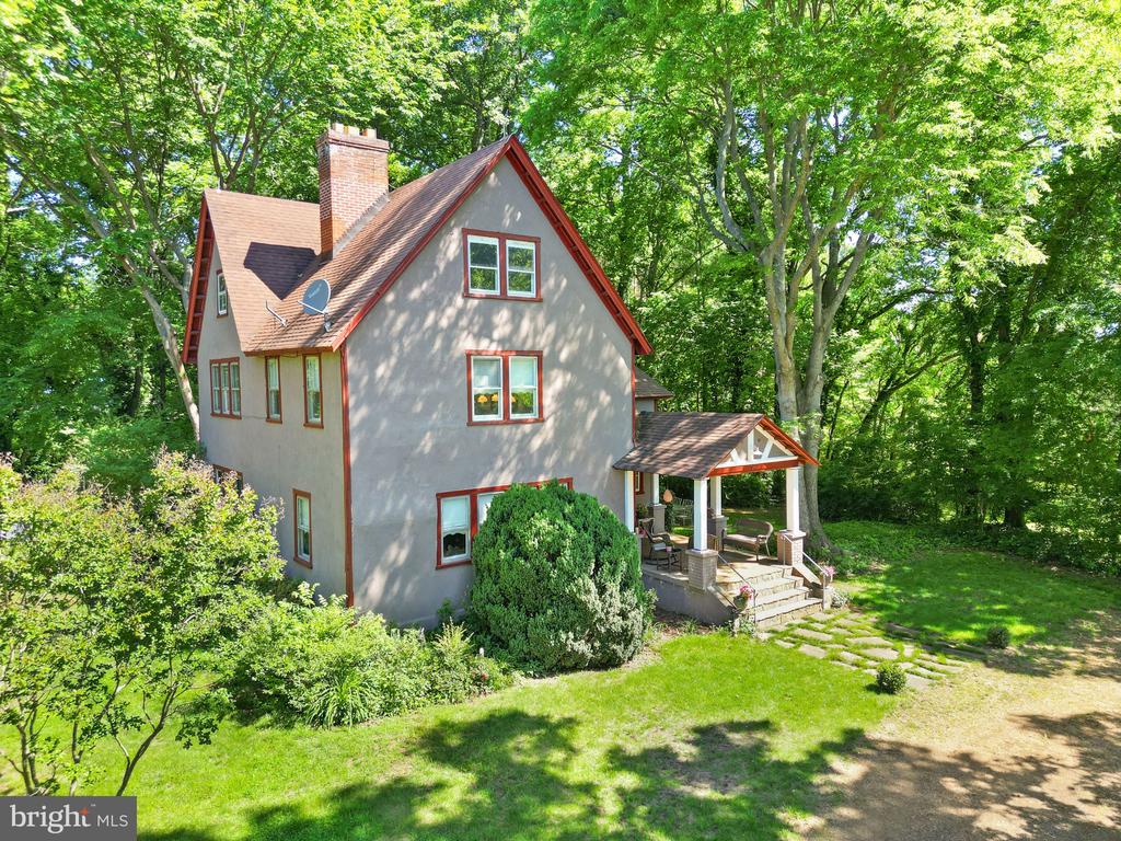 5102 WESTON ROAD