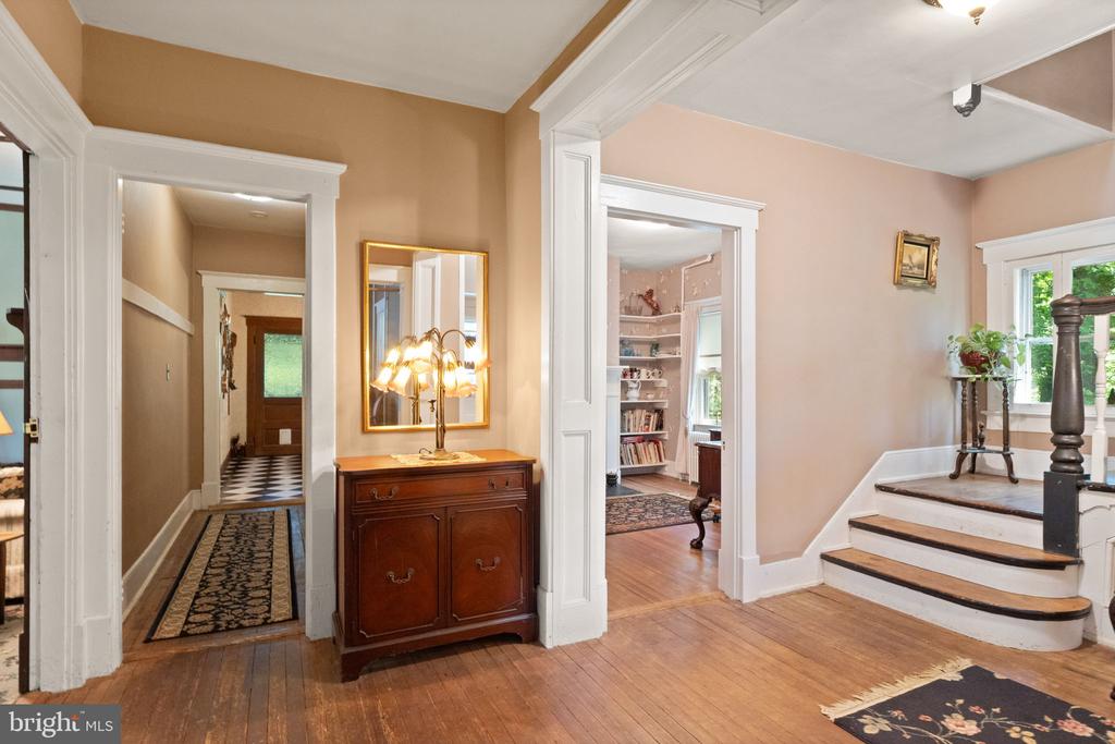 5102 WESTON ROAD