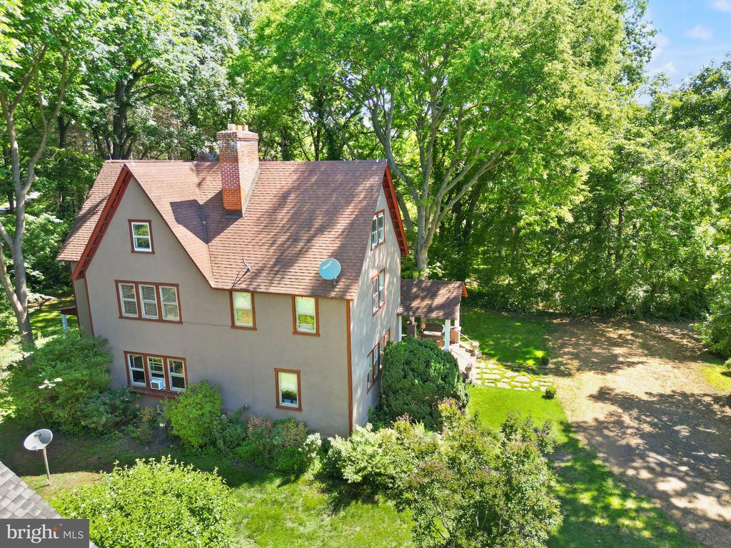 5102 WESTON ROAD