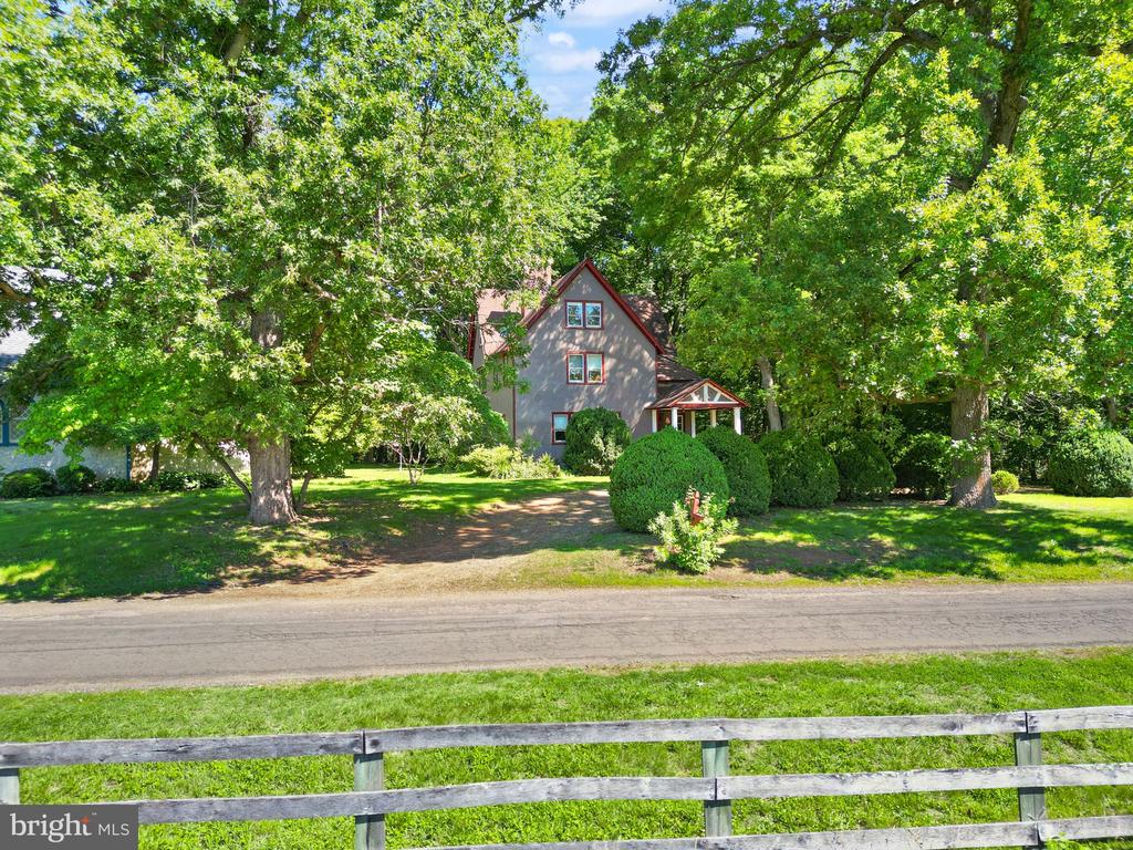 5102 WESTON ROAD