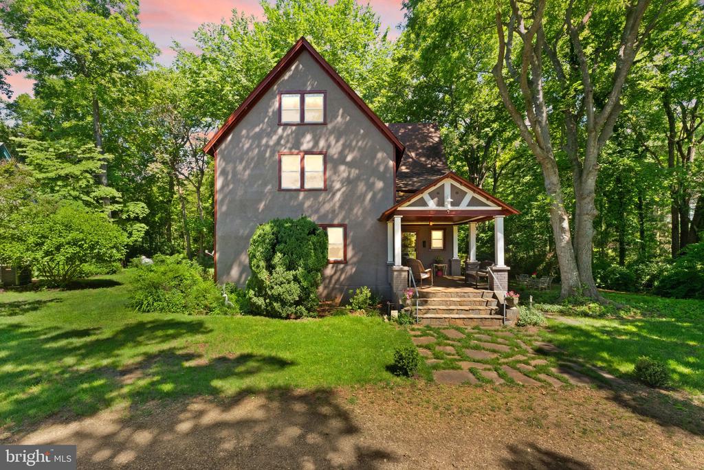 5102 WESTON ROAD