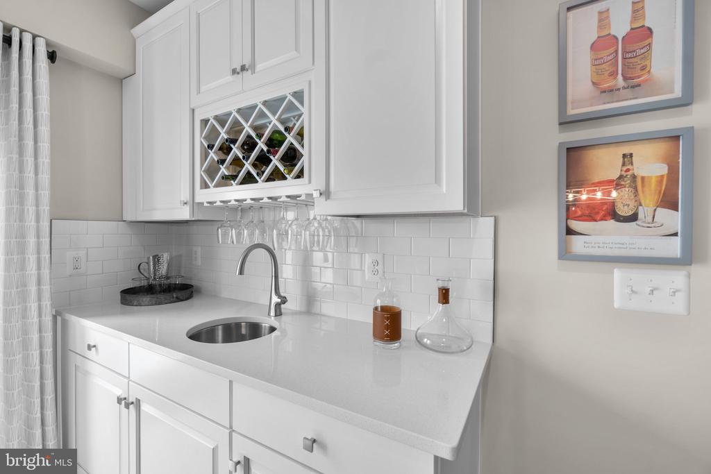 8639 ANDERSON AVENUE Unit: HOMESITE 11