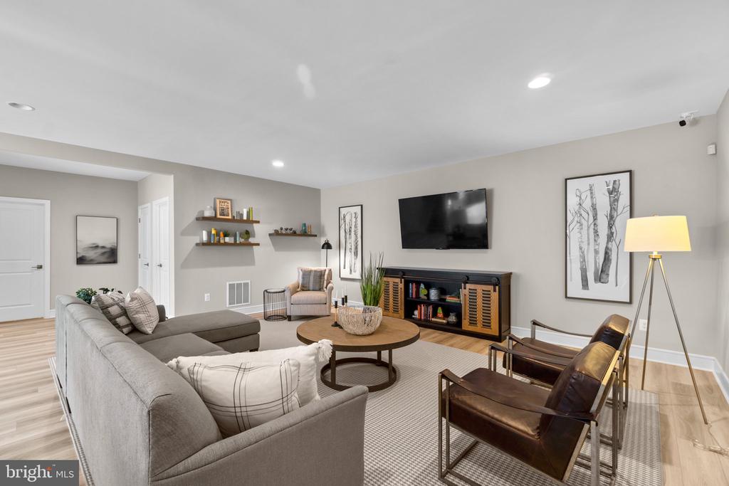 8639 ANDERSON AVENUE Unit: HOMESITE 11