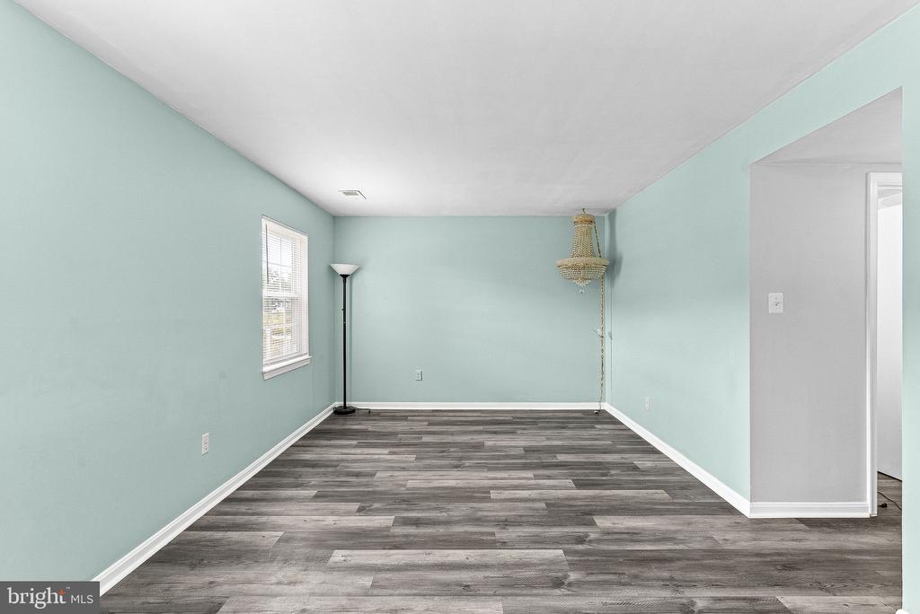 8566 PELLAM COURT