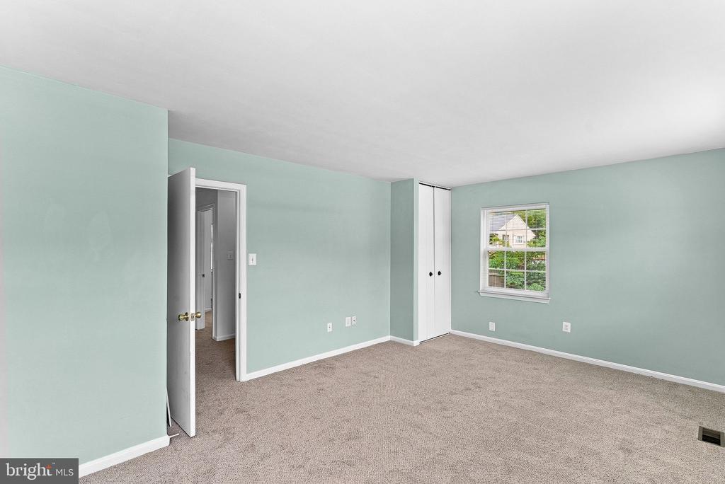 8566 PELLAM COURT