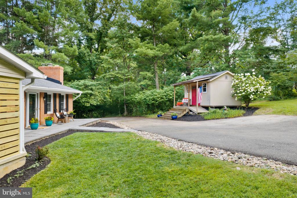 5290 HILLSIDE DRIVE