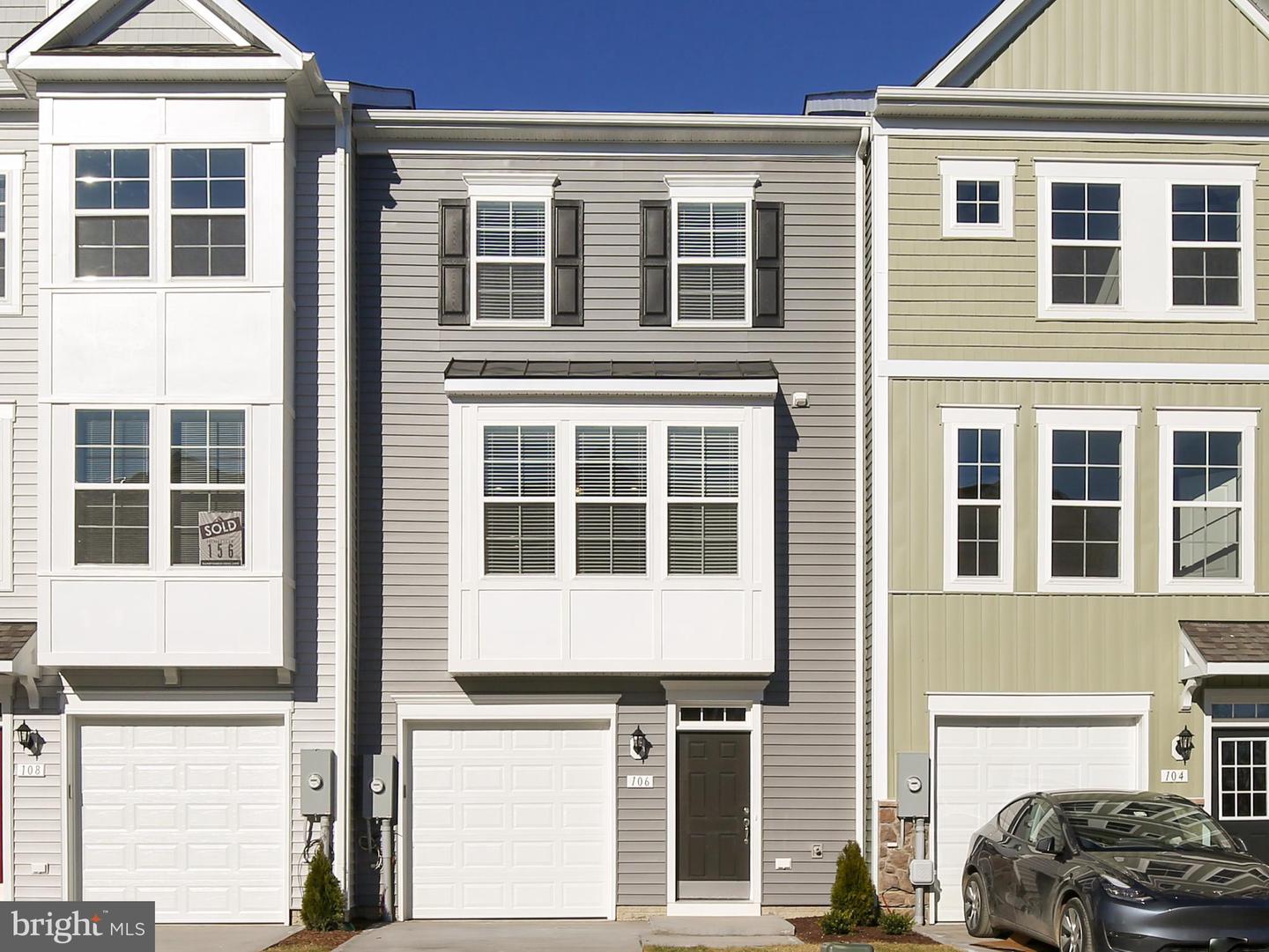 106 ALDERMAN WAY