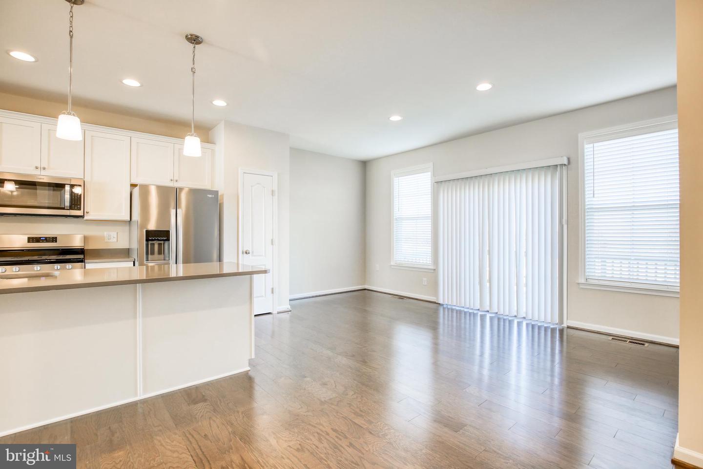 106 ALDERMAN WAY