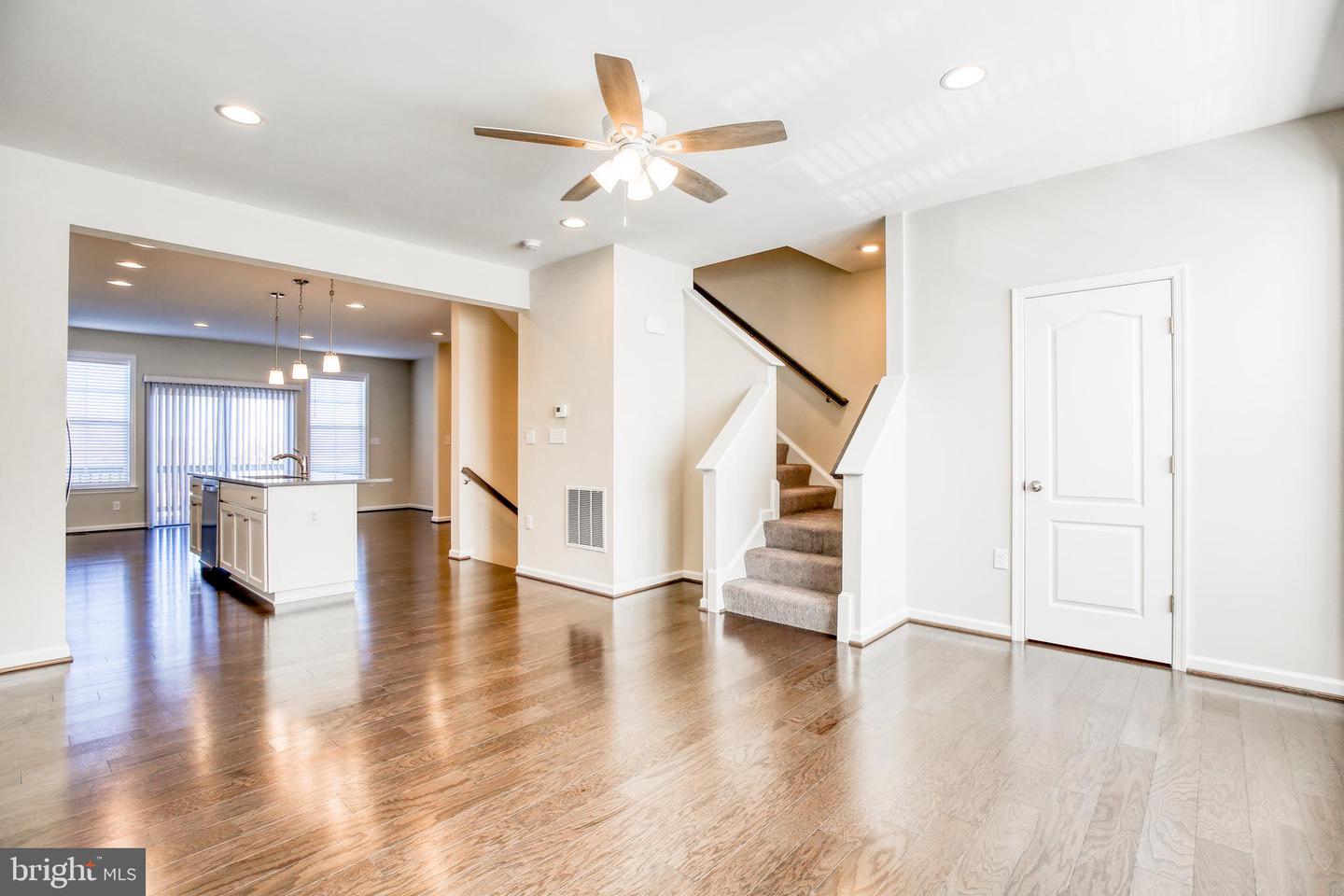 106 ALDERMAN WAY