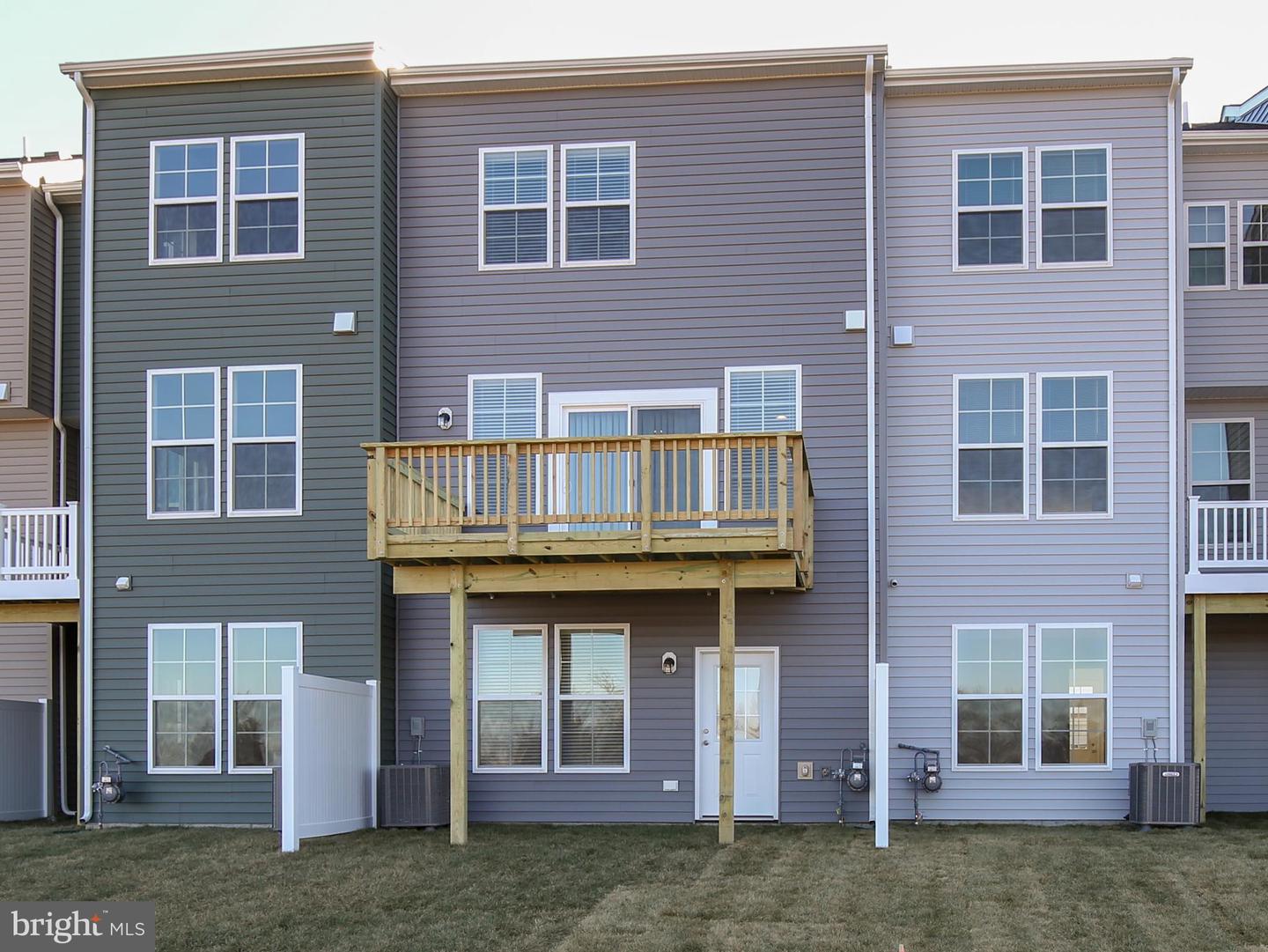 106 ALDERMAN WAY