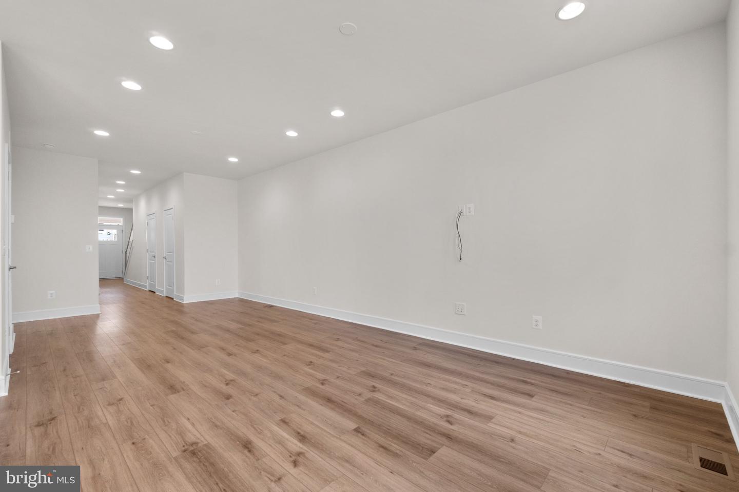 114 CHOKE CHERRY COURT