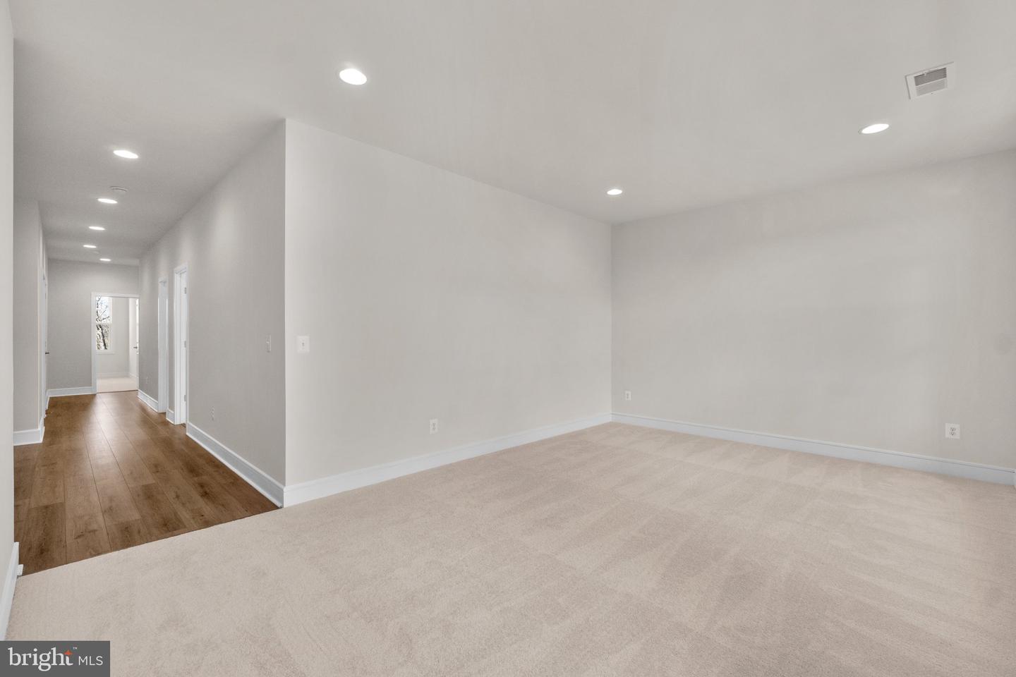 114 CHOKE CHERRY COURT