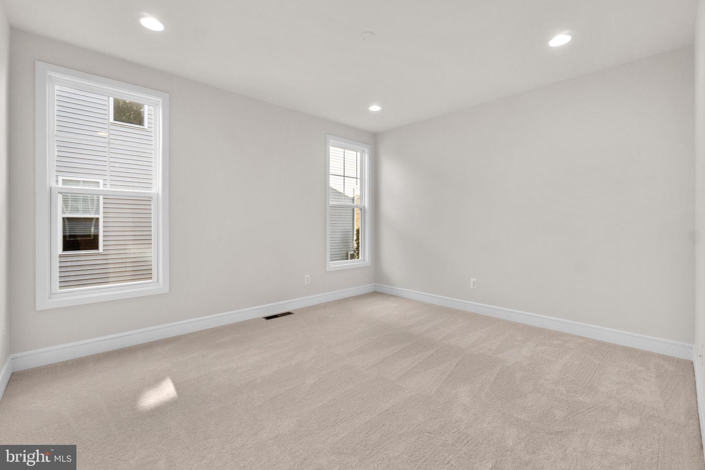 114 CHOKE CHERRY COURT