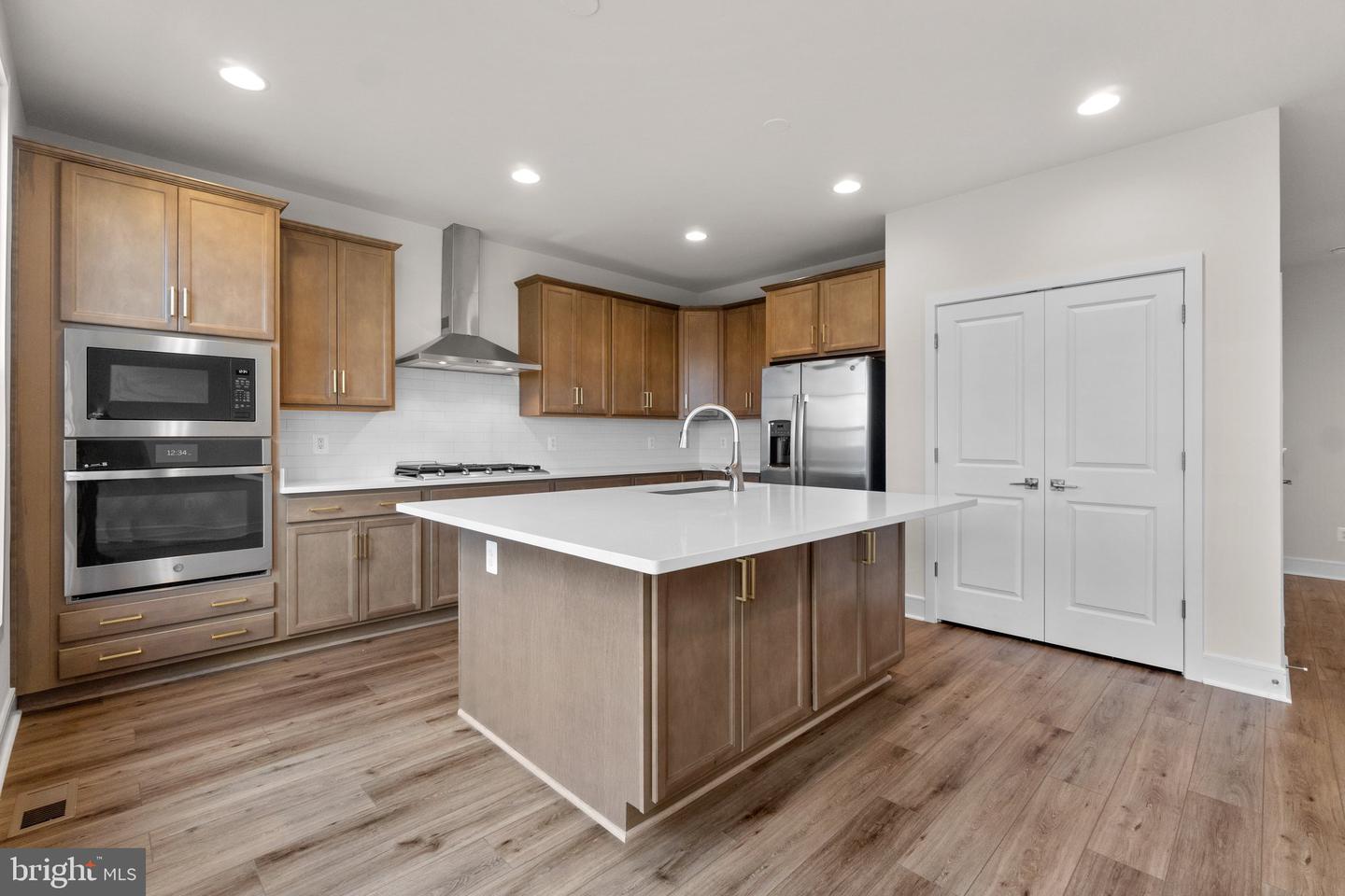 114 CHOKE CHERRY COURT