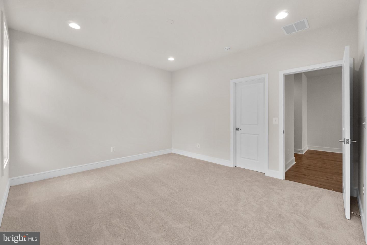 114 CHOKE CHERRY COURT
