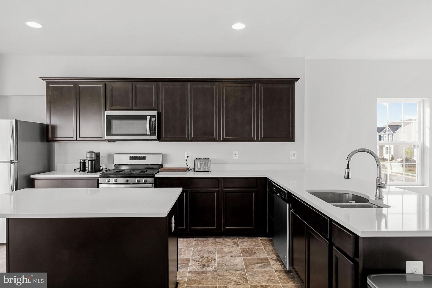 131 JEWEL BOX