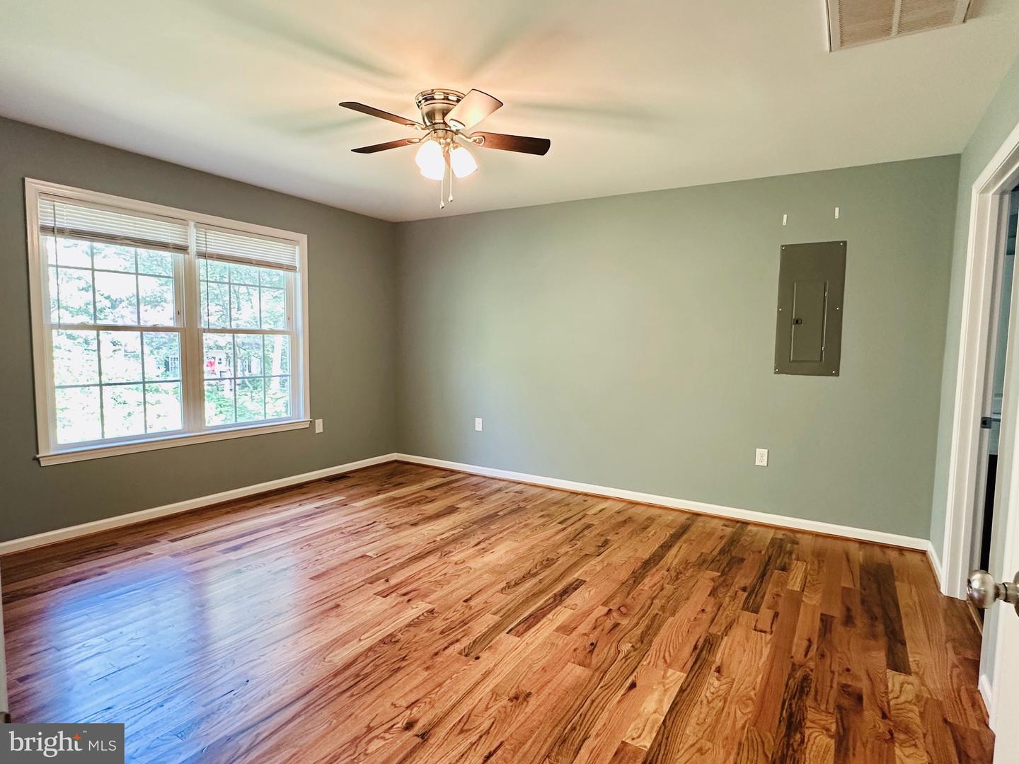 101 BRIER RABBIT COURT