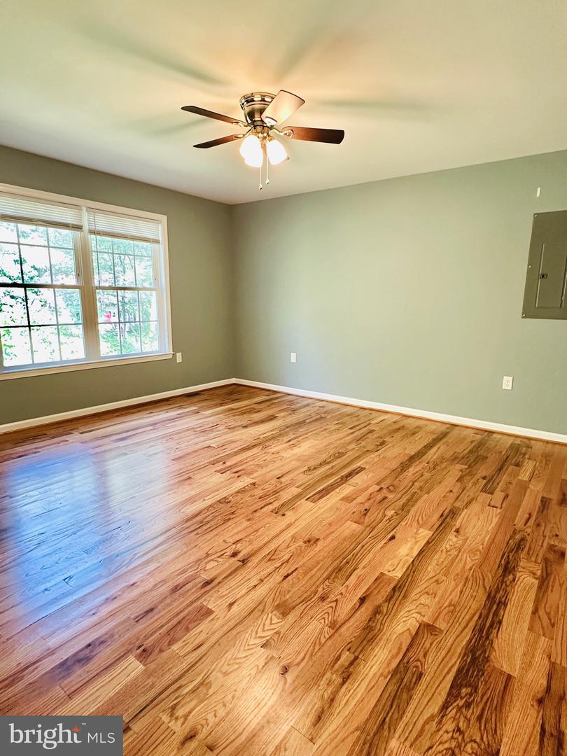 101 BRIER RABBIT COURT